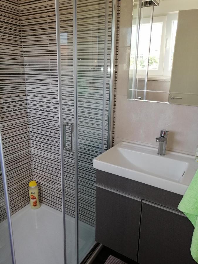 Apartment Mery Trogir Bagian luar foto