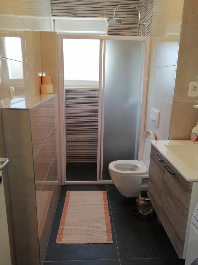 Apartment Mery Trogir Bagian luar foto